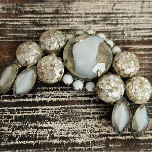 Albert Weiss??  Unmarked Vintage White and Gold Brooch